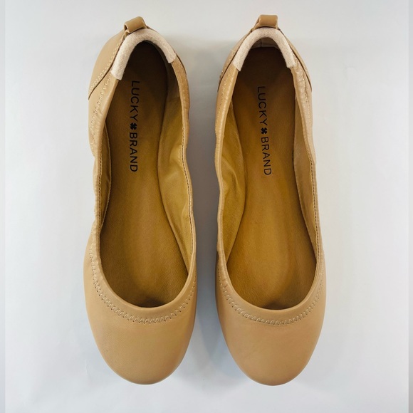 Lucky Brand Tan Flat Size 8M - Picture 4 of 5